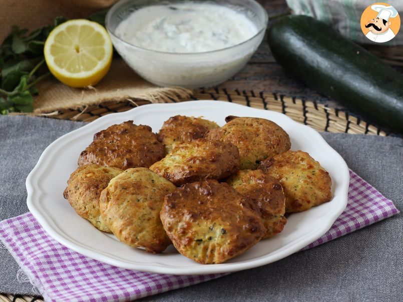 Beignets de courgette au Air Fryer et sa sauce au yaourt et à la feta - photo 4