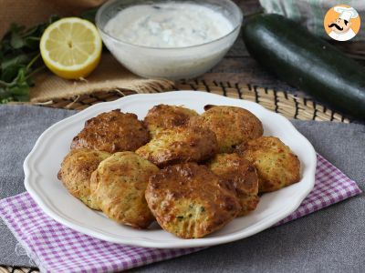 Beignets de courgette au Air Fryer et sa sauce au yaourt et à la feta - photo 4