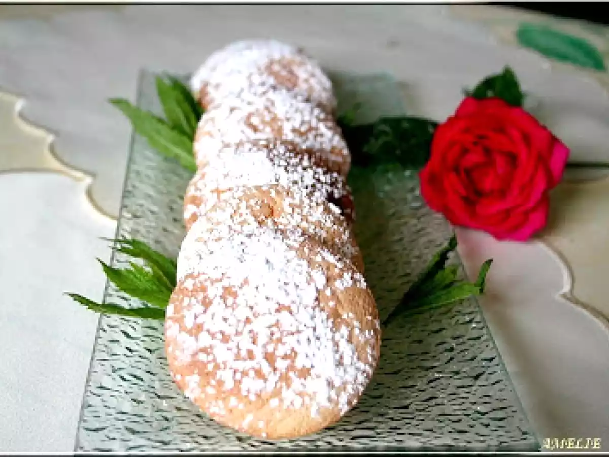 BISCUIT CUILLERE ET GARNITURE AUX FRAISES - photo 3