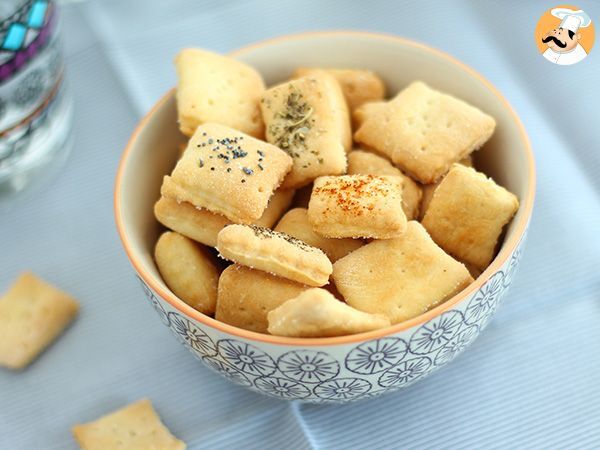 Petits Biscuits salés apéro : Recette de Petits Biscuits salés apéro