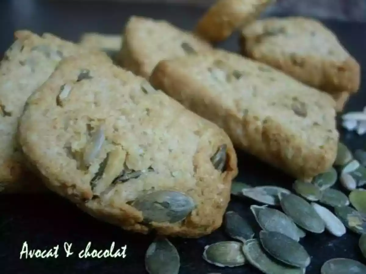 **biscuits au parmesan & ses graines de courges, tournesols parfumés au romarin** - photo 2