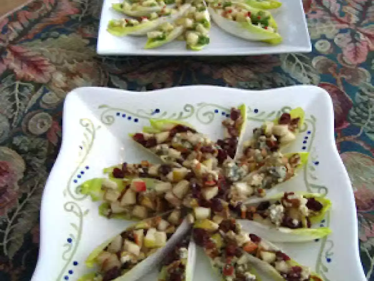 Bouchées en feuilles d'endives, une entrée et ma table de Noël - photo 2