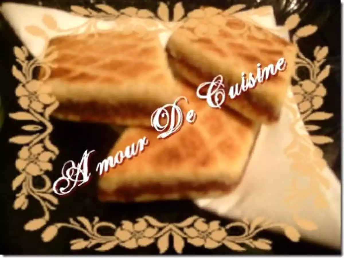 Bradj..... losanges de semoule aux dattes