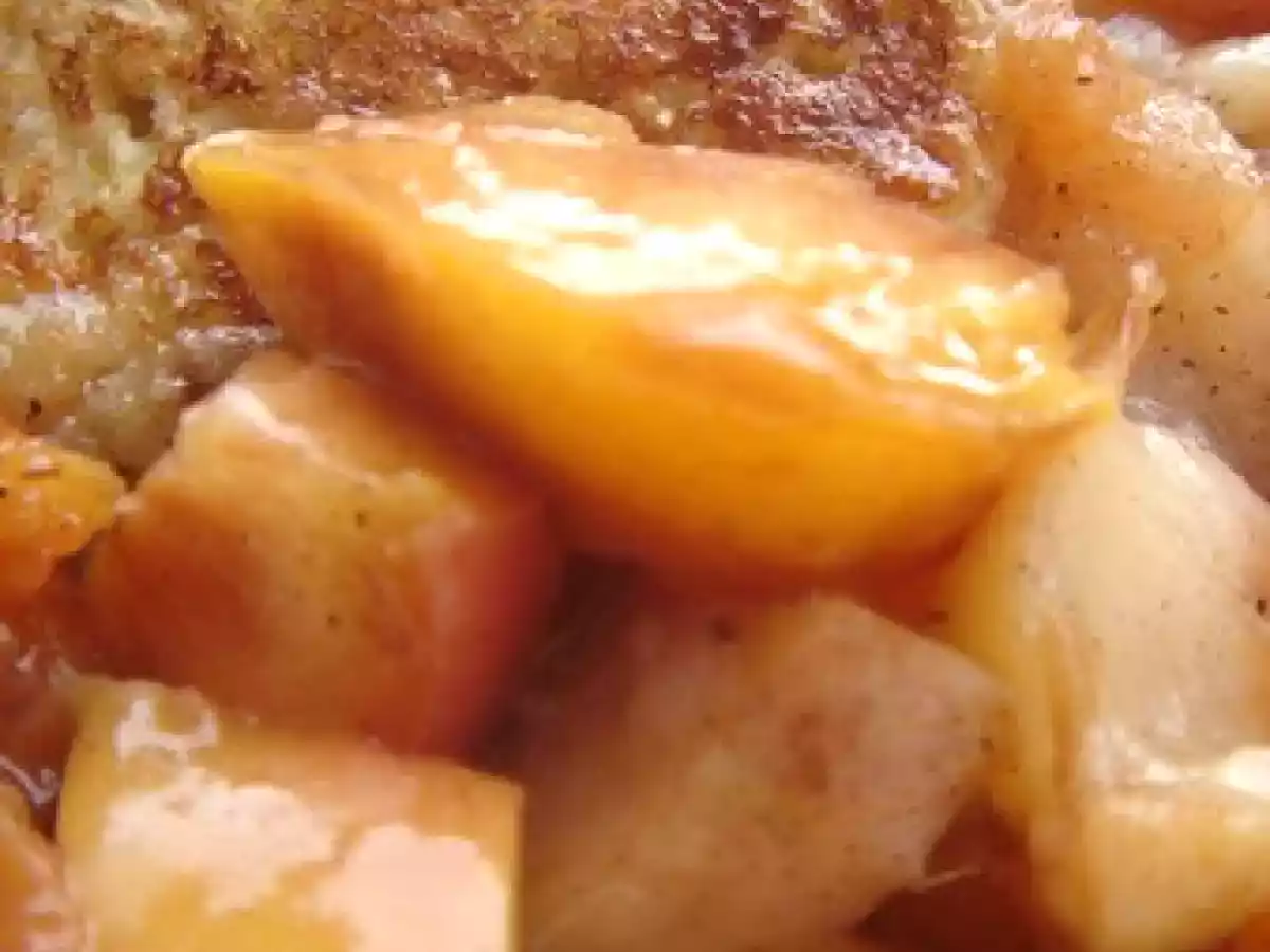 Brioche perdue au coulis de framboises et sa compotée de nectarines - photo 2