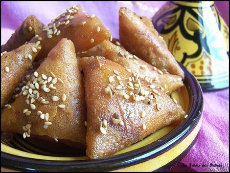 Plateau de Gâteaux Marocains aux Amandes