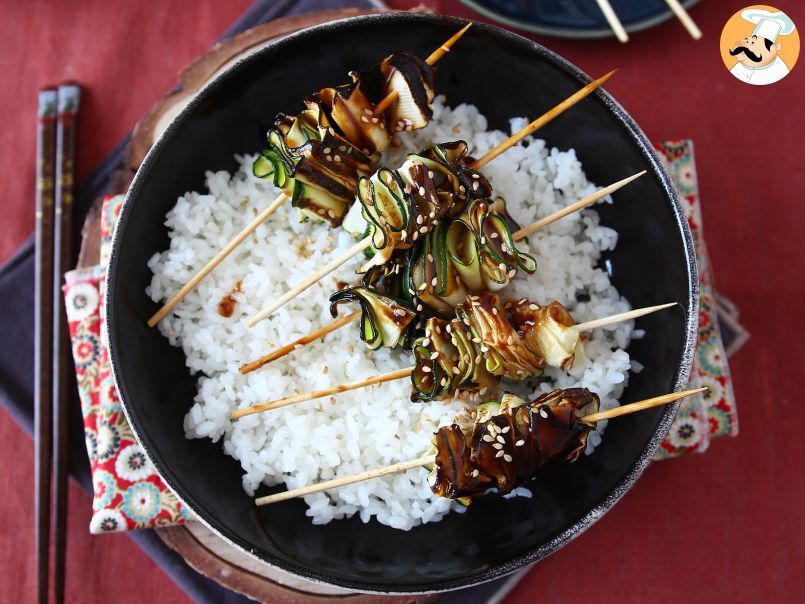 Brochettes de courgette avec une sauce asiatique délicieuse et relevée - photo 2