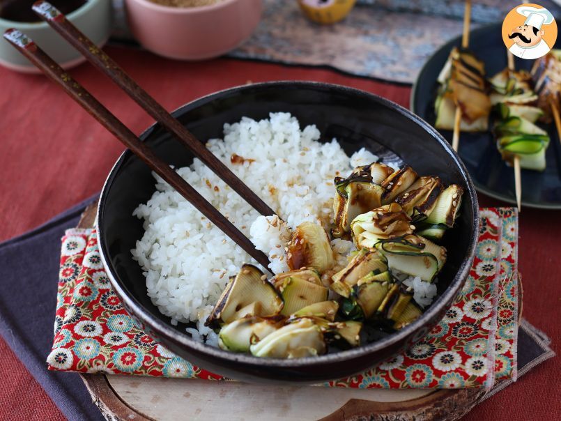 Brochettes de courgette avec une sauce asiatique délicieuse et relevée - photo 3