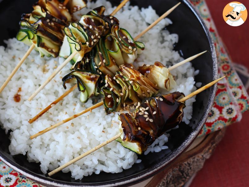 Brochettes de courgette avec une sauce asiatique délicieuse et relevée - photo 5