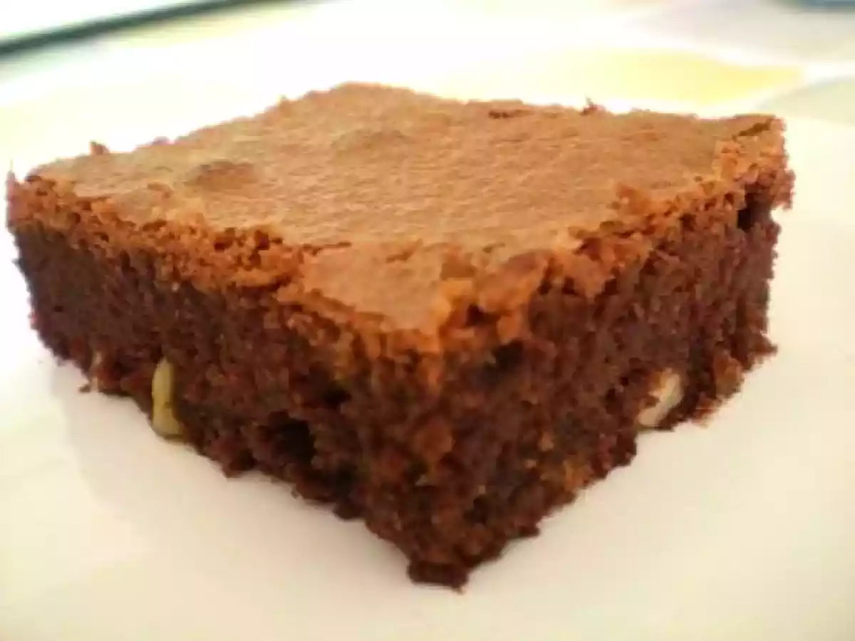 BROWNIES AUX ECLATS DE NOISETTES