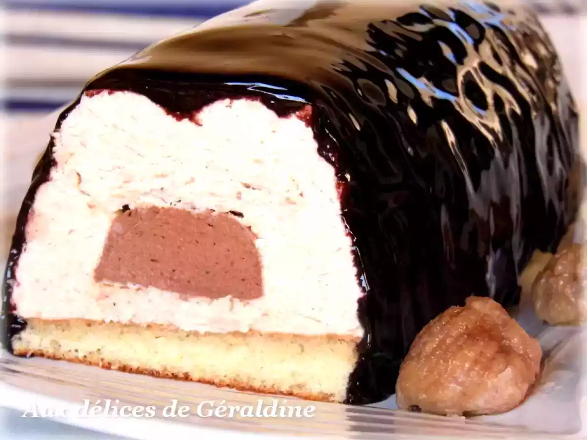Bûche bavaroise crème de marron, coeur de mousse au chocolat - photo 2