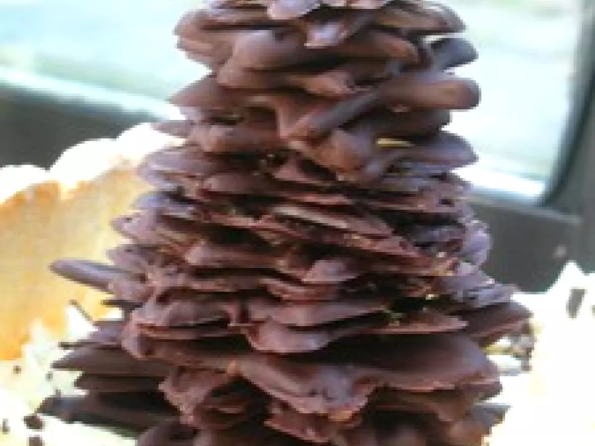 Bûche de Noël au lait d'amande et à la mousse au chocolat au lait - photo 6