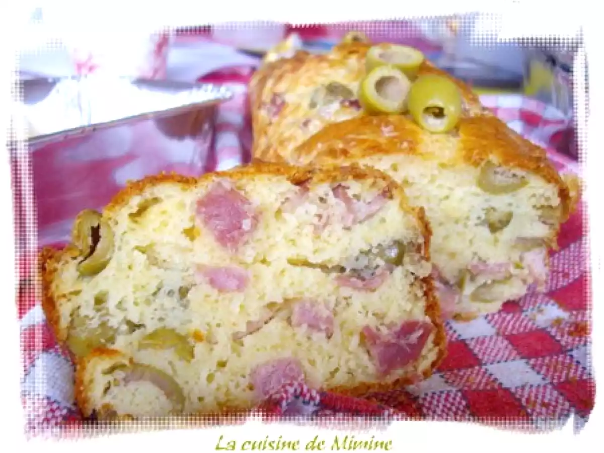 Cake apéro aux olives et au jambon