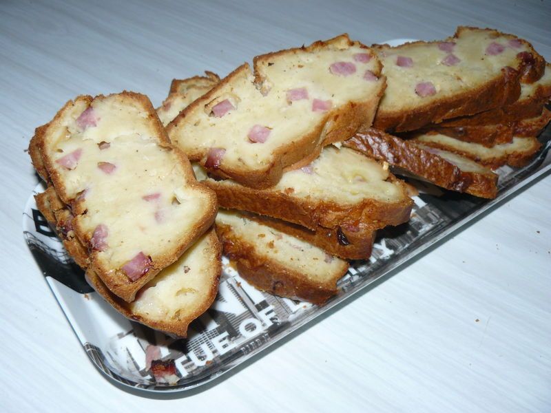 Savory cake shallots-mozzarella-bacon - Recettes Cooking