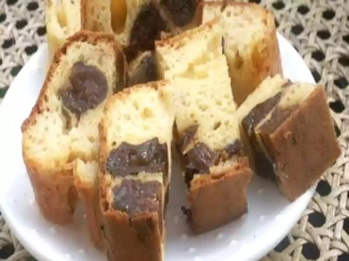 Cake aux échalotes, chèvre et pruneaux - photo 2