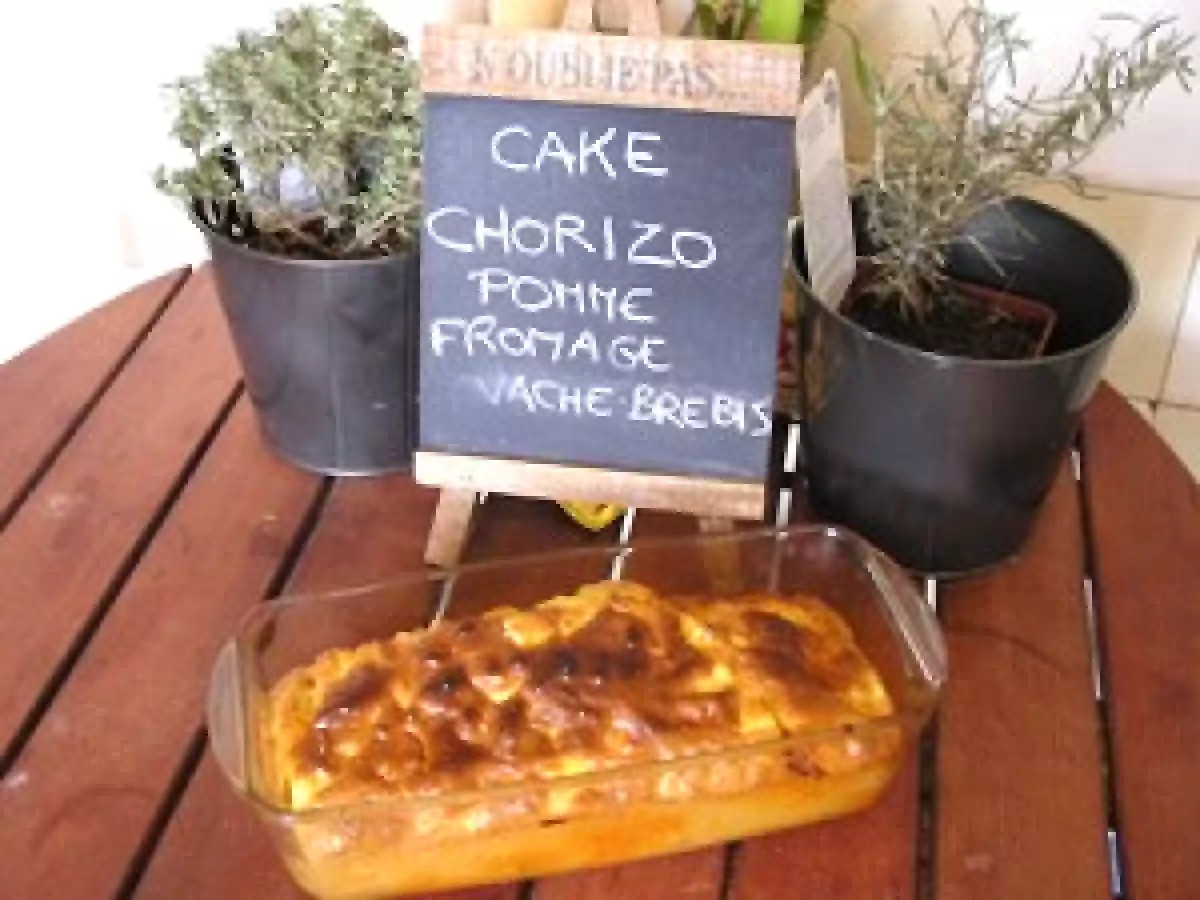 Cake chorizo/pomme/fromage au lait de brebis et de vache, - photo 2