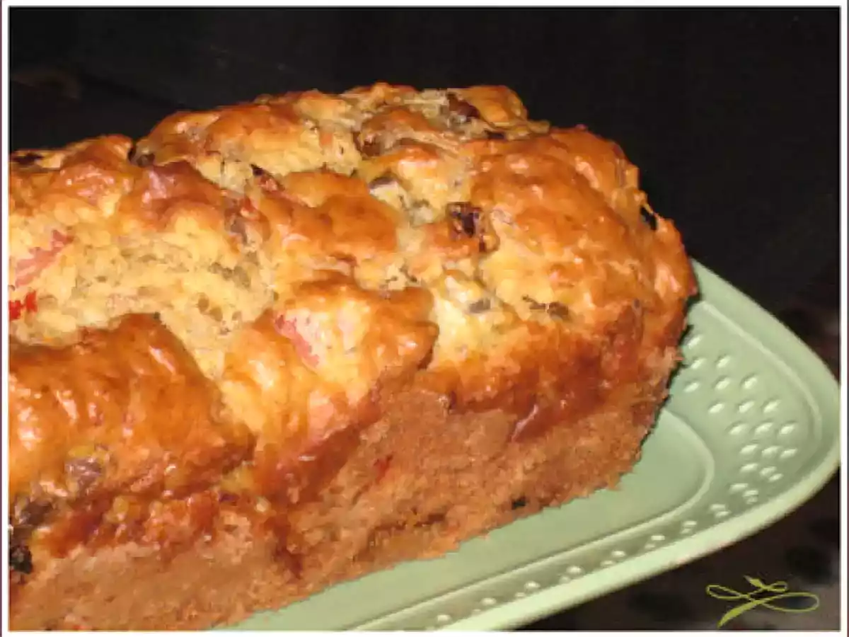 Cake estival aux poivrons rouges tomates séchées et jambon