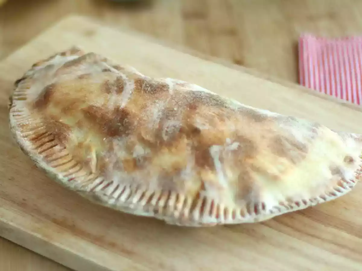 Chausson à la raclette, la calzone savoyarde