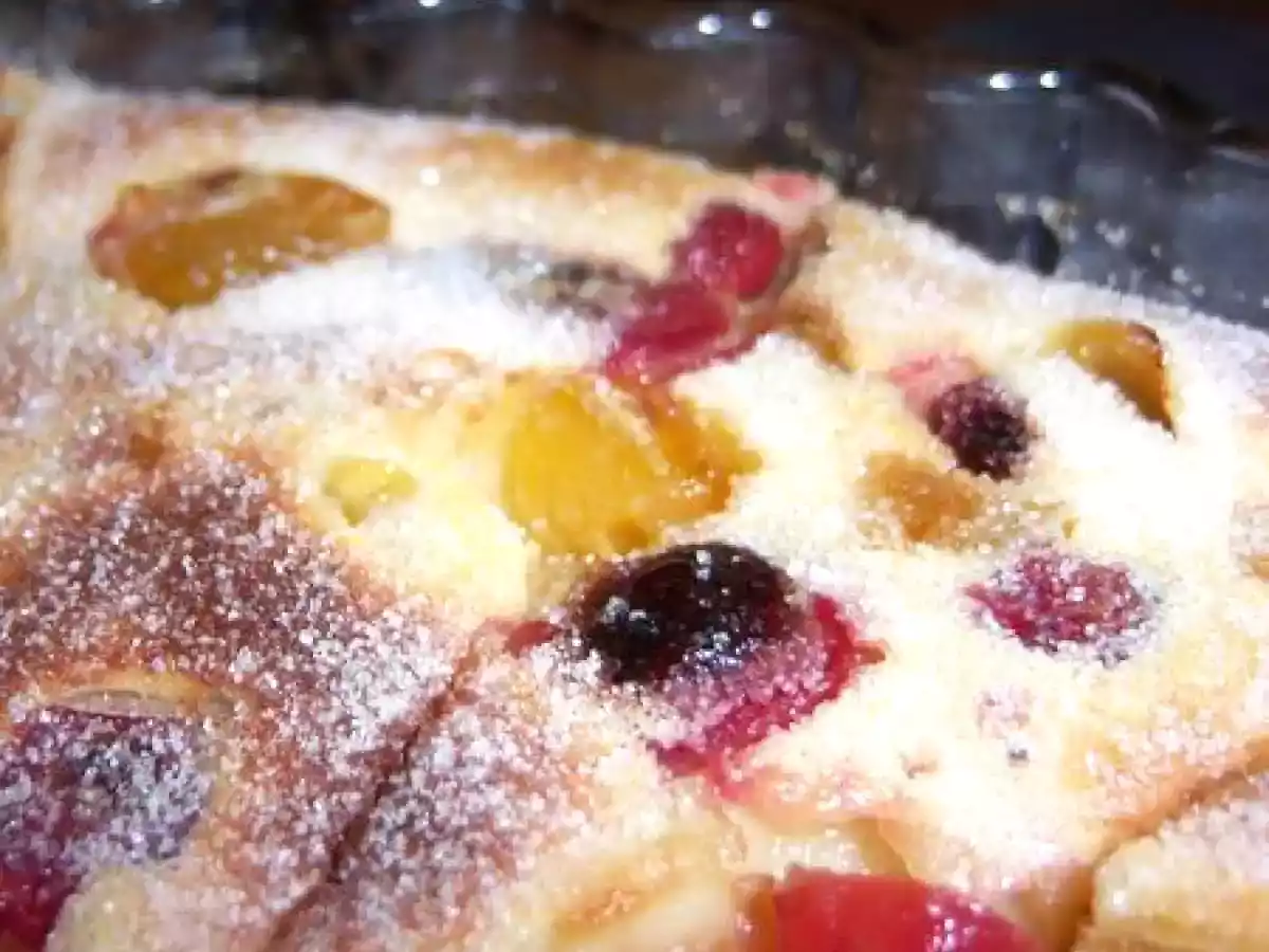 Clafoutis aux 3 fruits