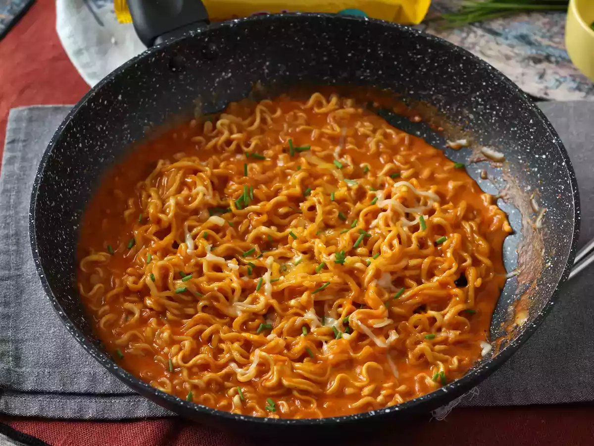 Comment cuisiner les Buldak goût Cheese? Recette facile et rapide! - photo 4