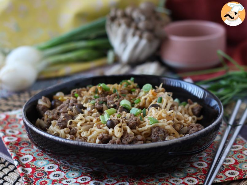 Comment cuisiner les nouilles instantanées? Recette rapide au bœuf et champignons! - photo 3