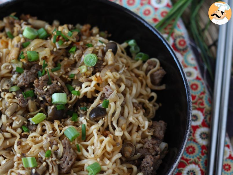 Comment cuisiner les nouilles instantanées? Recette rapide au bœuf et champignons! - photo 4