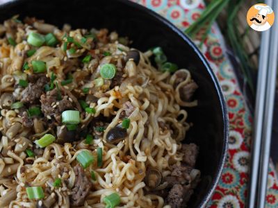 Comment cuisiner les nouilles instantanées? Recette rapide au bœuf et champignons!, photo 3