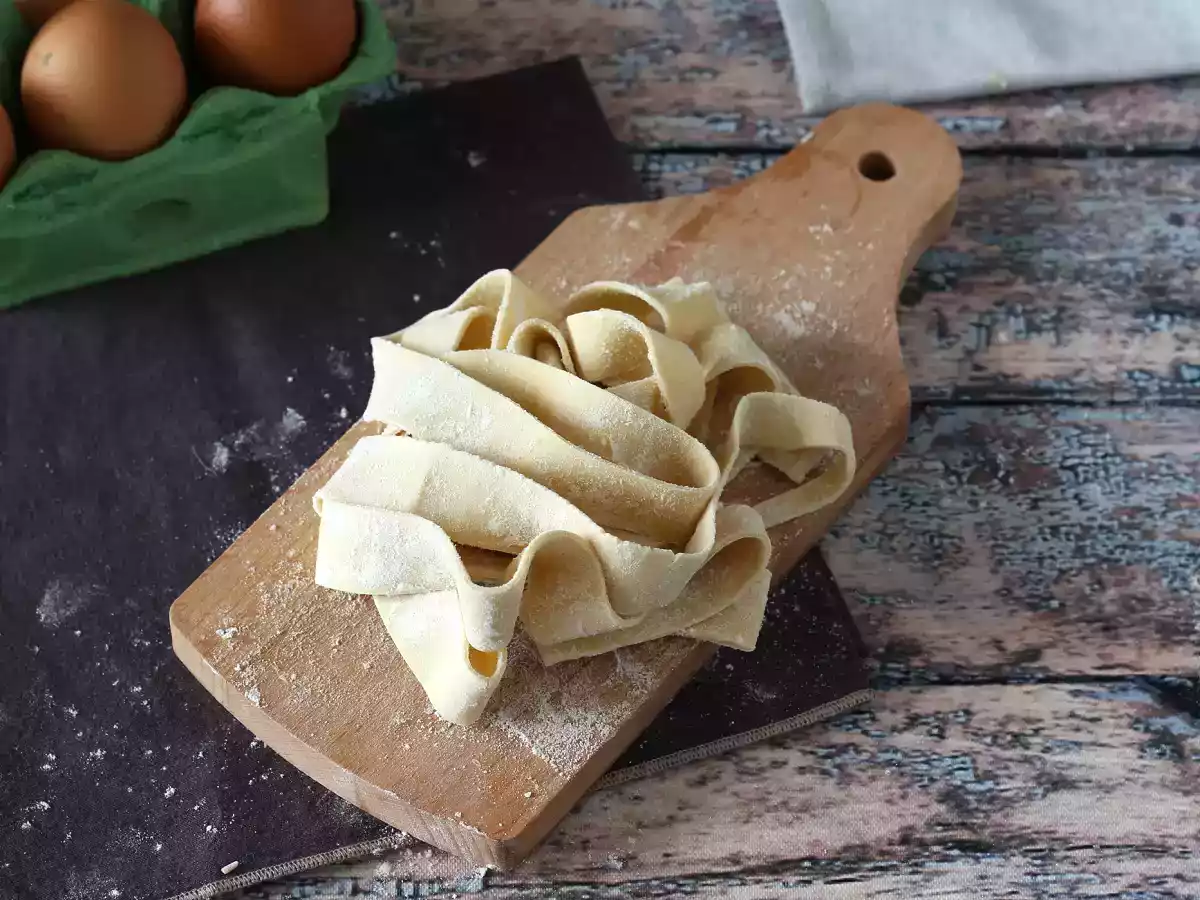 Comment faire des pâtes maison : les pappardelle (tagliatelle larges)