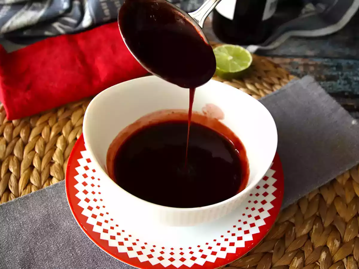 Comment faire une sauce sangria? Parfaite pour accompagner vos viandes!