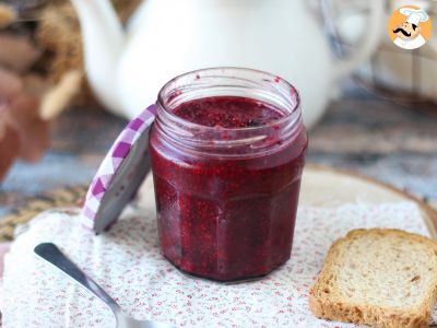 Confiture saine aux fruits rouges et graines de chia