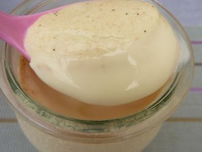 Recette de yaourts maison à la vanille - bien fermes et délicieux