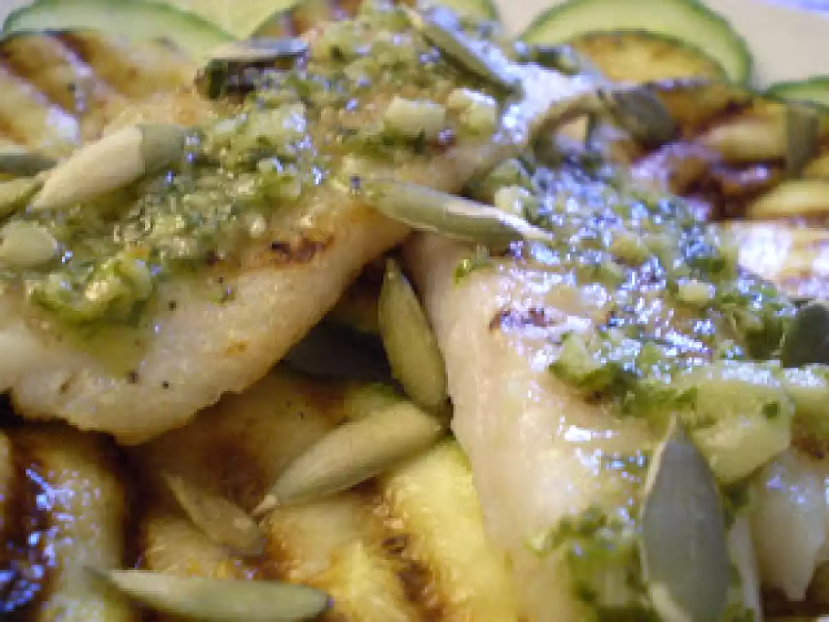 Filet de merlan en robe de pesto exotique