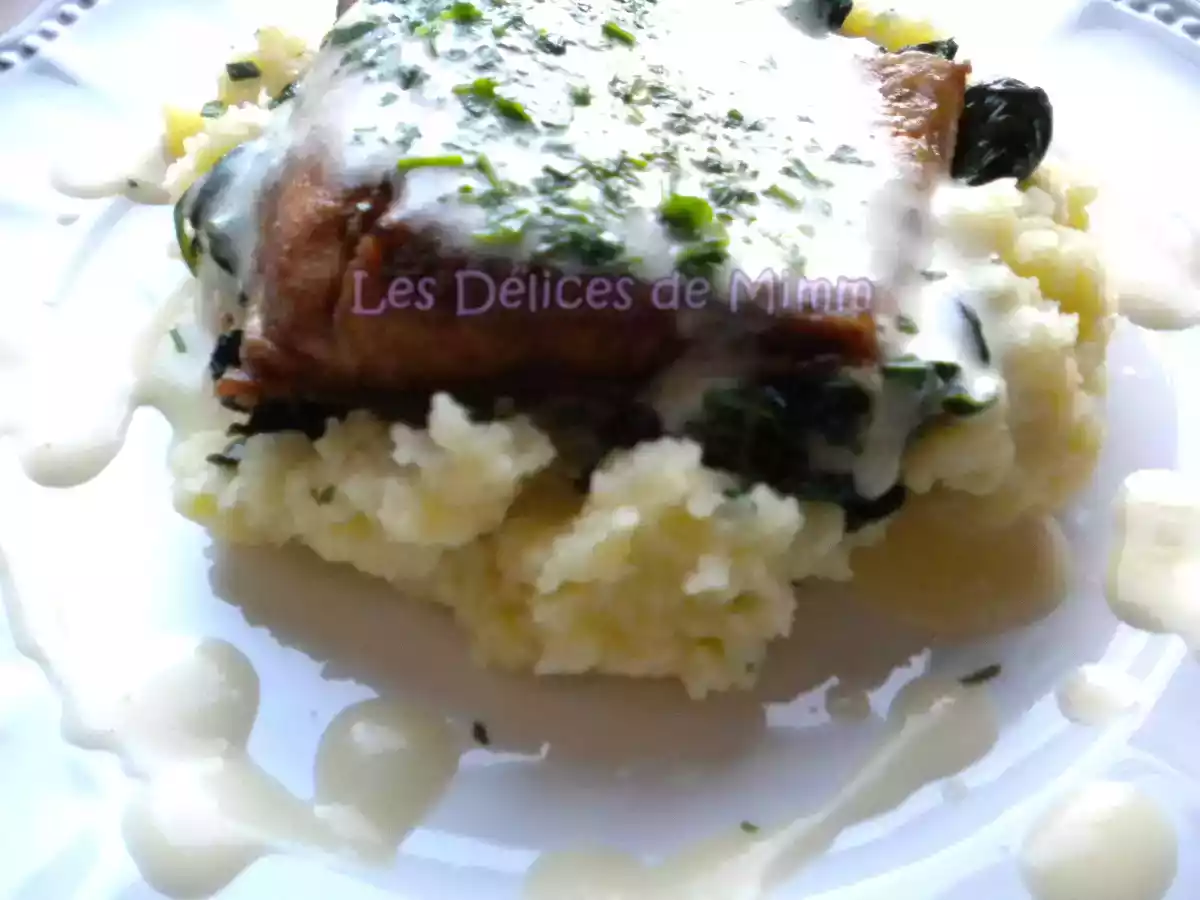 Filet de saumon, purée aux lardons, épinards et sauce sabayon - photo 5