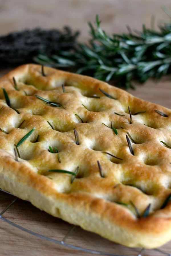 Focaccia Di Genova Recette Ptitchef 0722