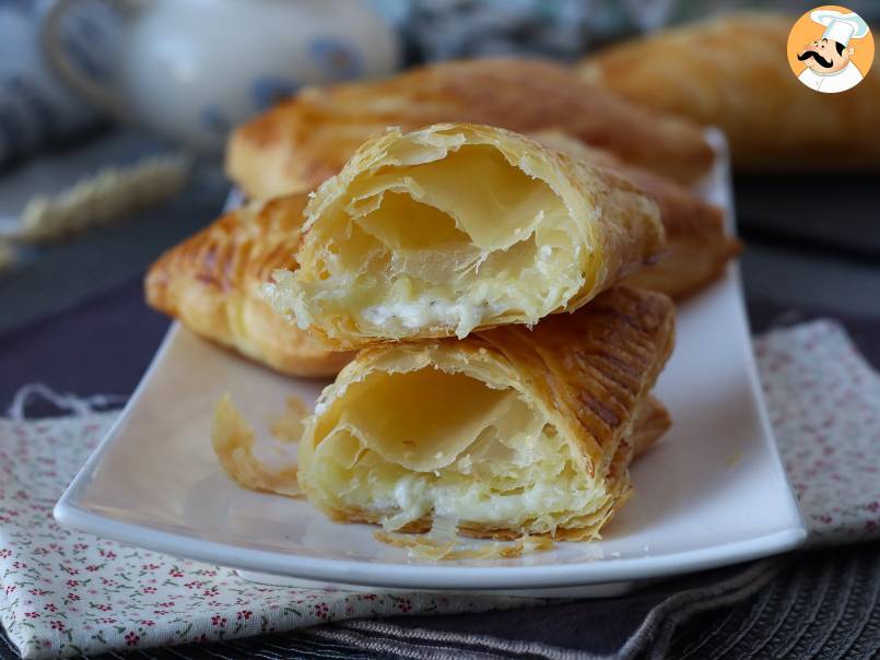 Friands feuilletés au fromage: recette super facile et régressive