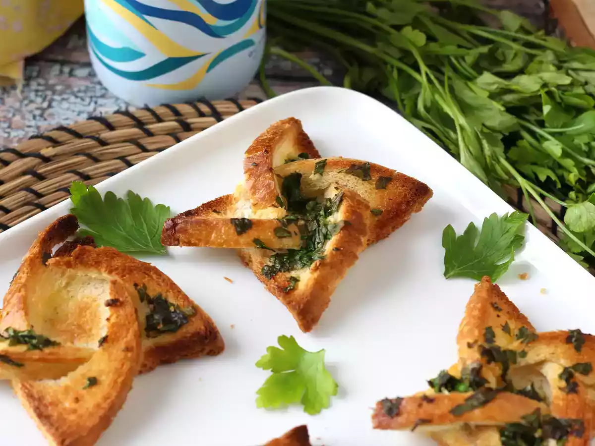Garlic bread façon étoile avec du pain de mie - photo 3