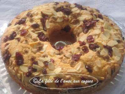 Gateau A L Orange Amandes Canneberges Et Chocolat Blanc Recette Ptitchef