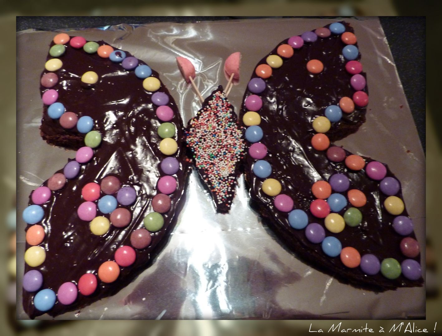 Gâteau d'anniversaire en forme de papillon : Recette de Gâteau d