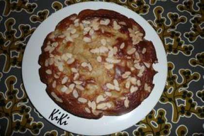 Gateau Yaourt Poires Amandes Effilees Recette Ptitchef