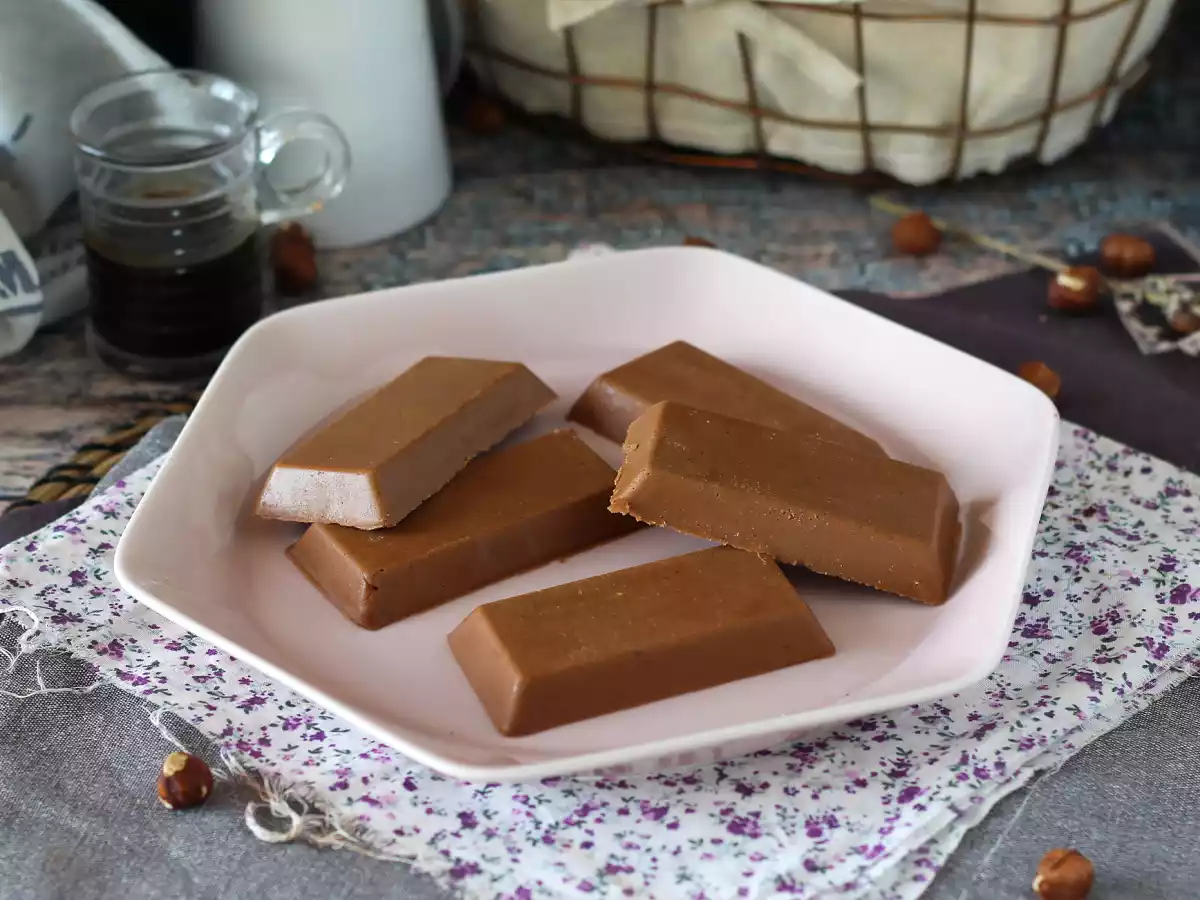 Gianduja maison, la recette italienne super facile à faire et parfaite avec le café!