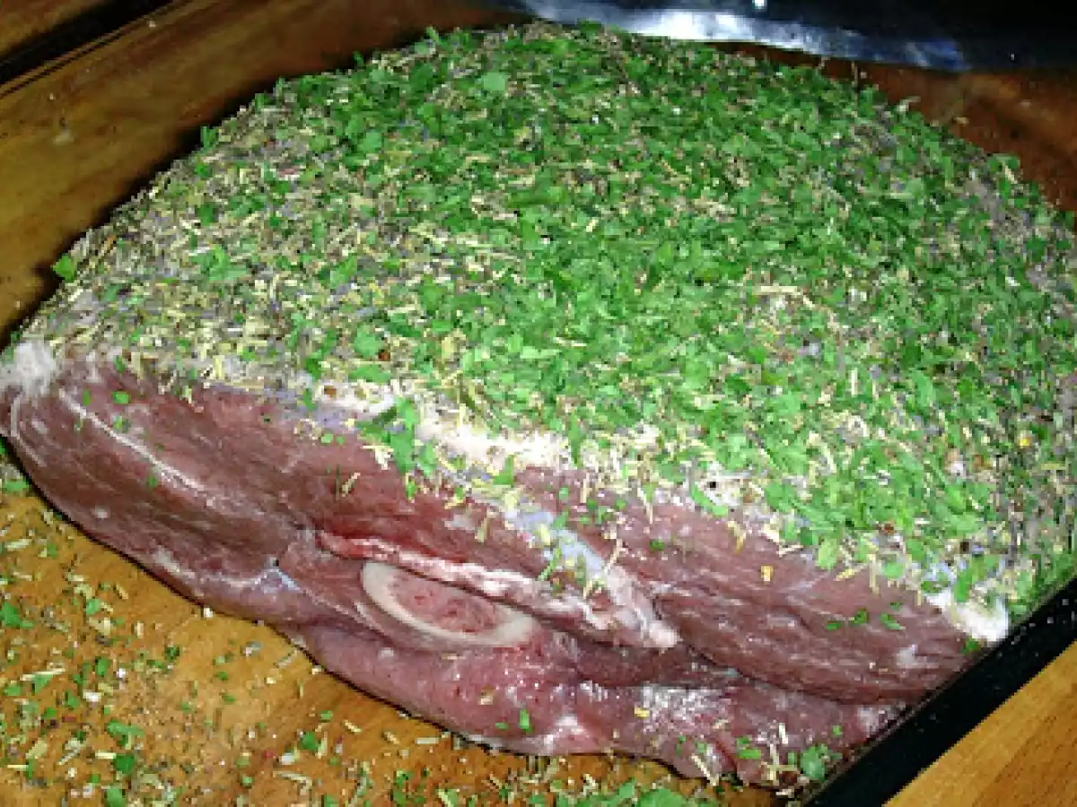 Gigot d?agneau en croute d?herbes - photo 2