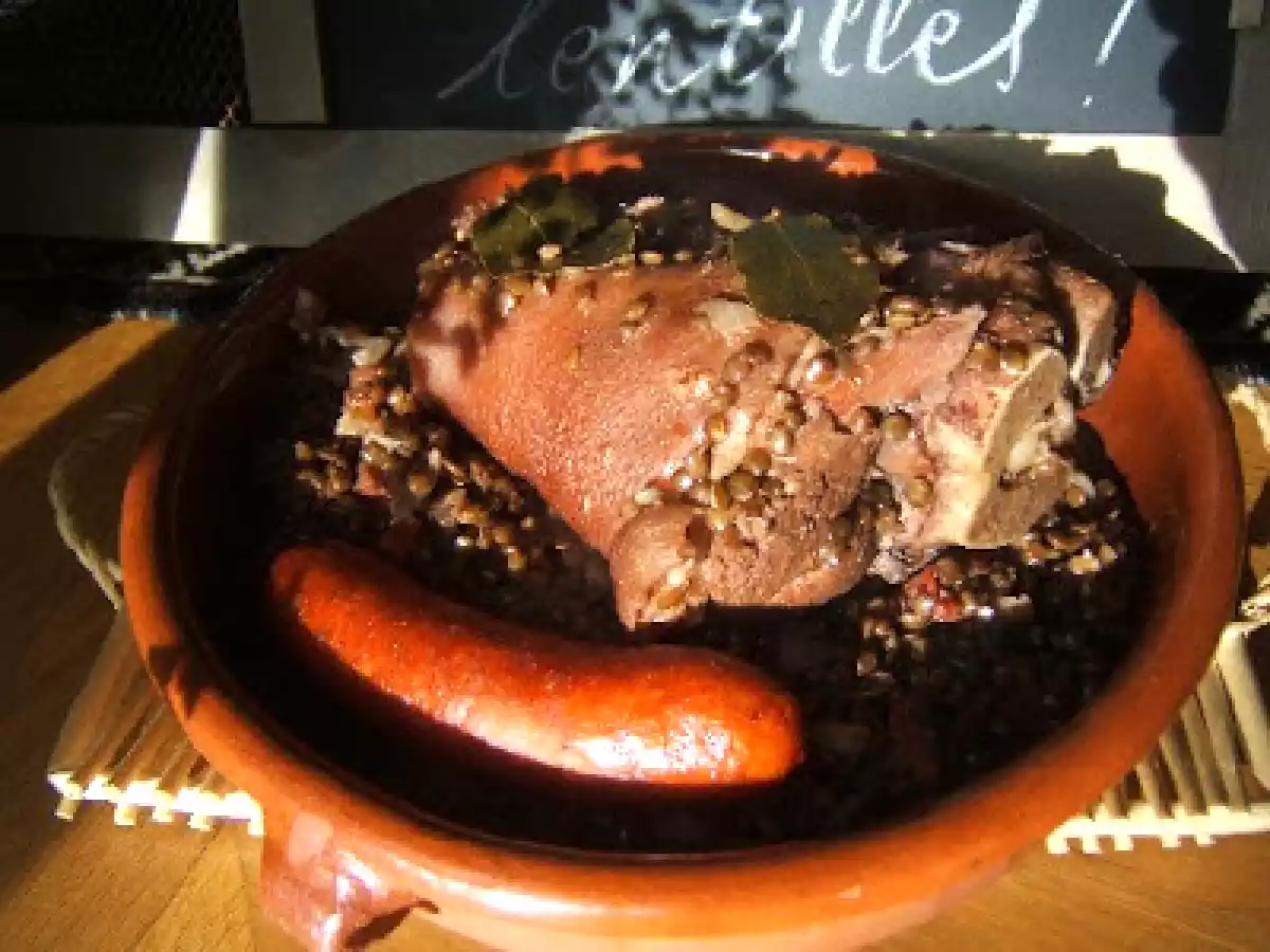 Jarret de porc aux lentilles vertes du Puy, tomates et thym - photo 2