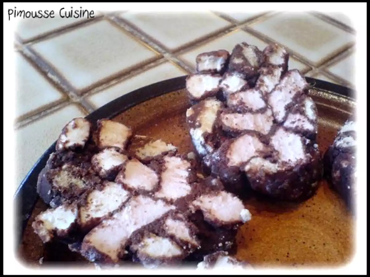 Le saucisson au chocolat guimauve et meringue sans beurre - photo 6