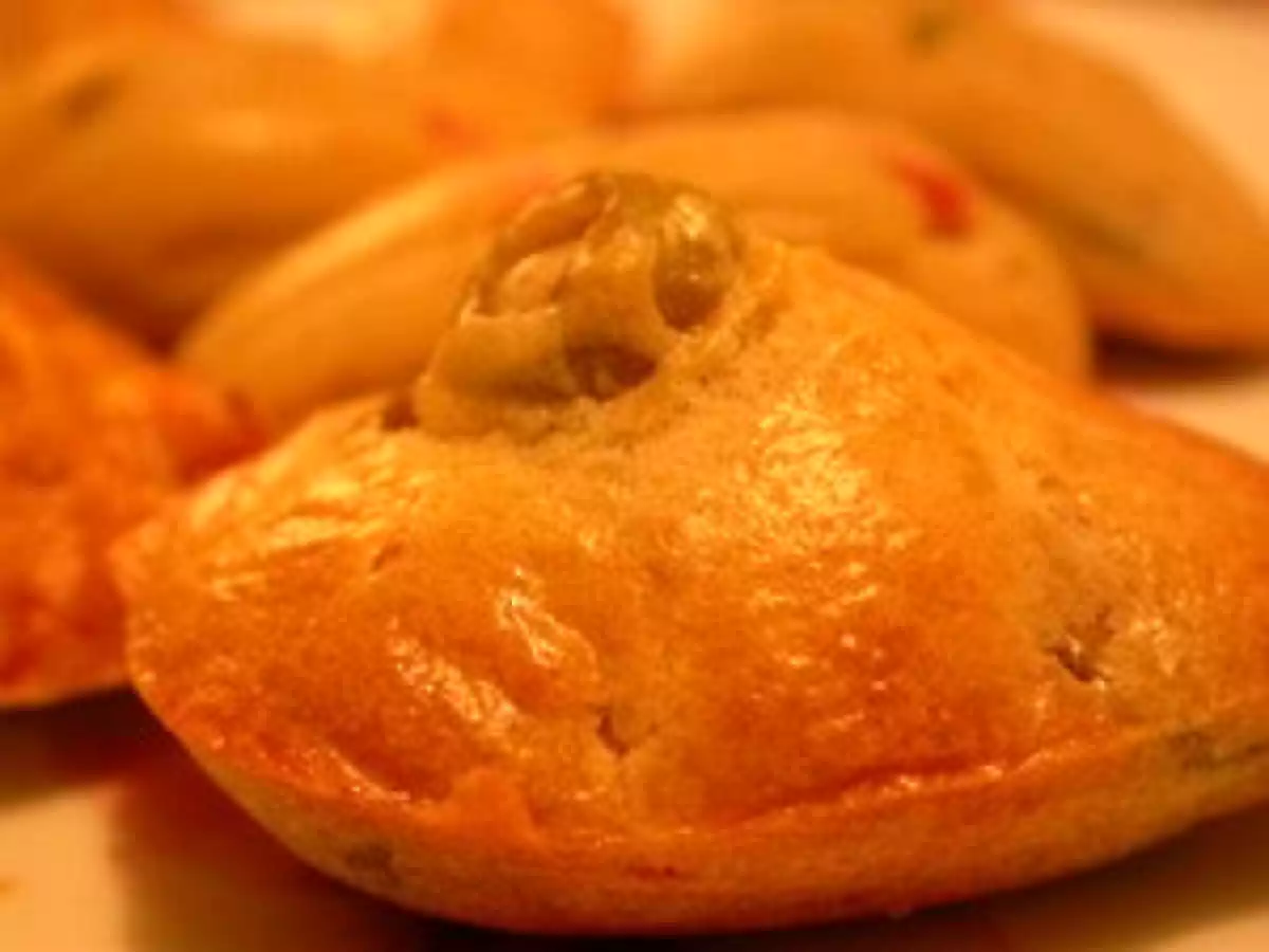 Madeleines au jambon de dinde et aux olives