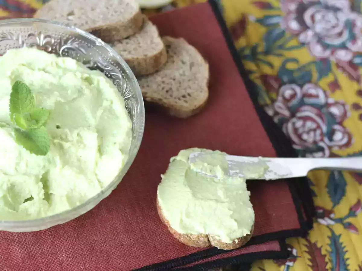 Mayonnaise crémeuse à l’avocat et à l’œuf dur (sans œuf cru) - photo 2