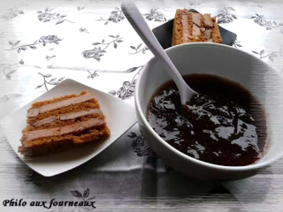 Millefeuille de pain d'épices au foie gras
