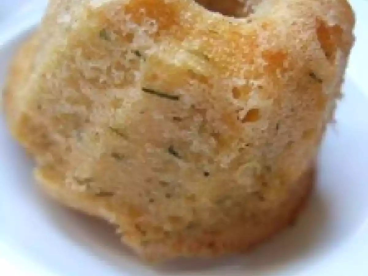 Mini cakes aux rillettes de saumon, saumon fumé et aneth - photo 4