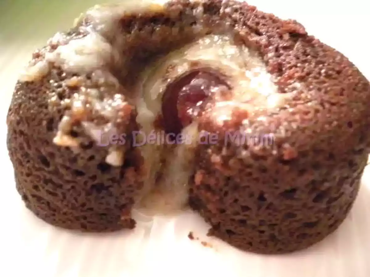 Moelleux au cœur coulant chocolat blanc et griottine® pour la Saint-Valentin - photo 3