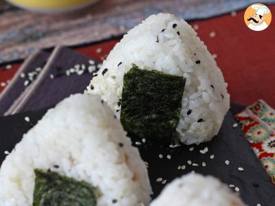 Onigiri au thon, le petit sandwich de riz triangulaire japonais - おにぎり - photo 8