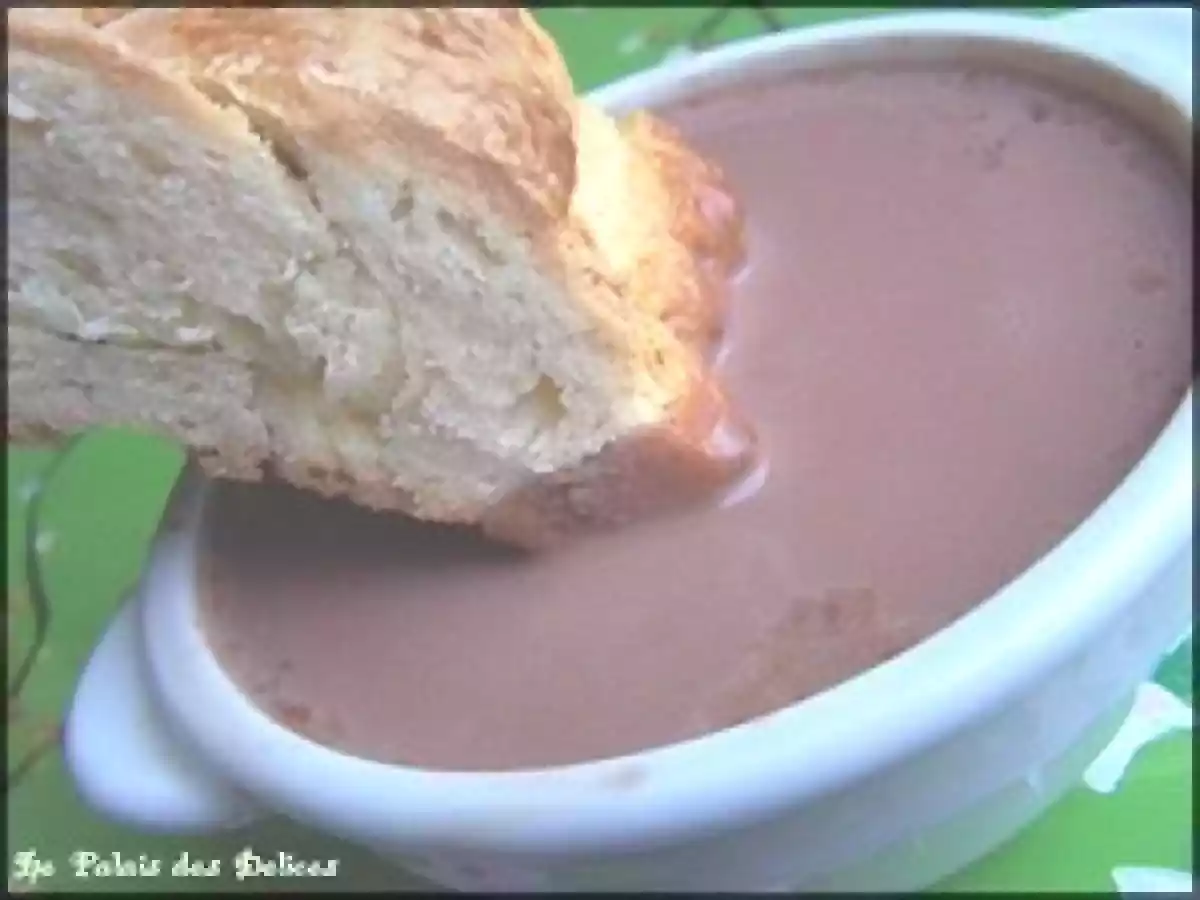 Pain au beurre et Chocolat chaud créole