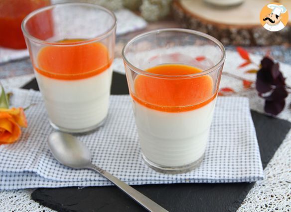 Panna Cotta La Vanille Et Son Coulis D Abricots Recette Ptitchef